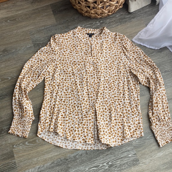 RW&CO blouse - Picture 1 of 8
